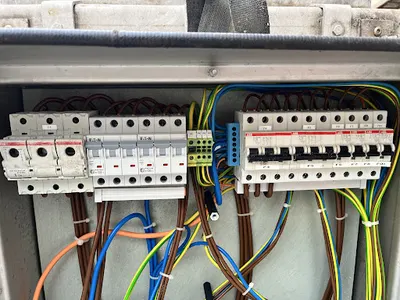 ElektroCare- elektryk, pomiary, pogotowie elektryczne Łódź